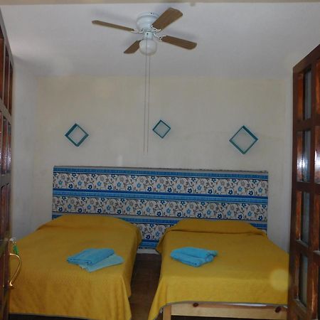 Casona Luciernaga-Casa De Huespedes Guest House León Eksteriør bilde